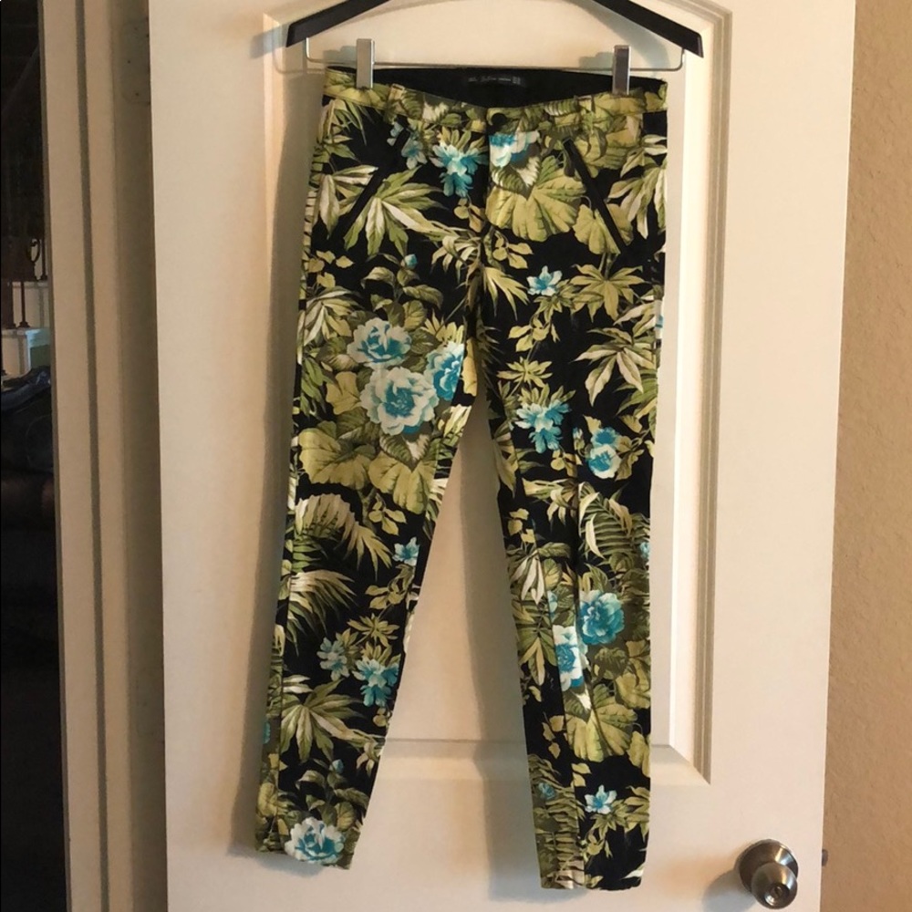 Zara floral pants size 4